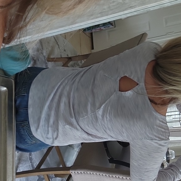 Champion - Picture 3 of 6